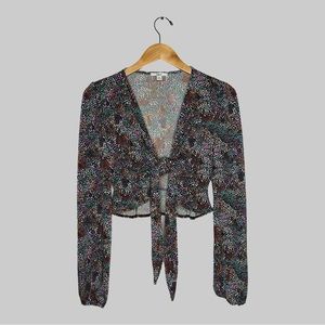 Tie-Front Knot Crop Top